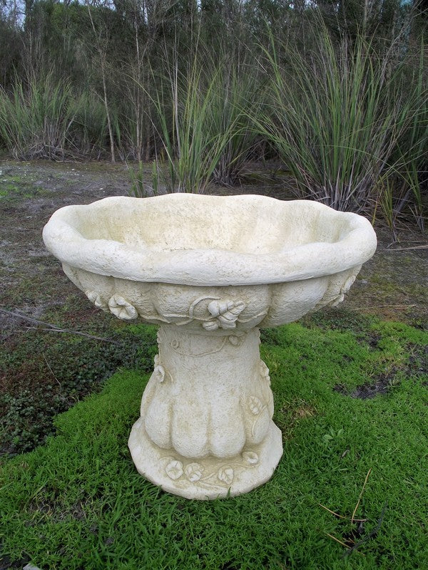 Short Waratah Bird Bath Concrete