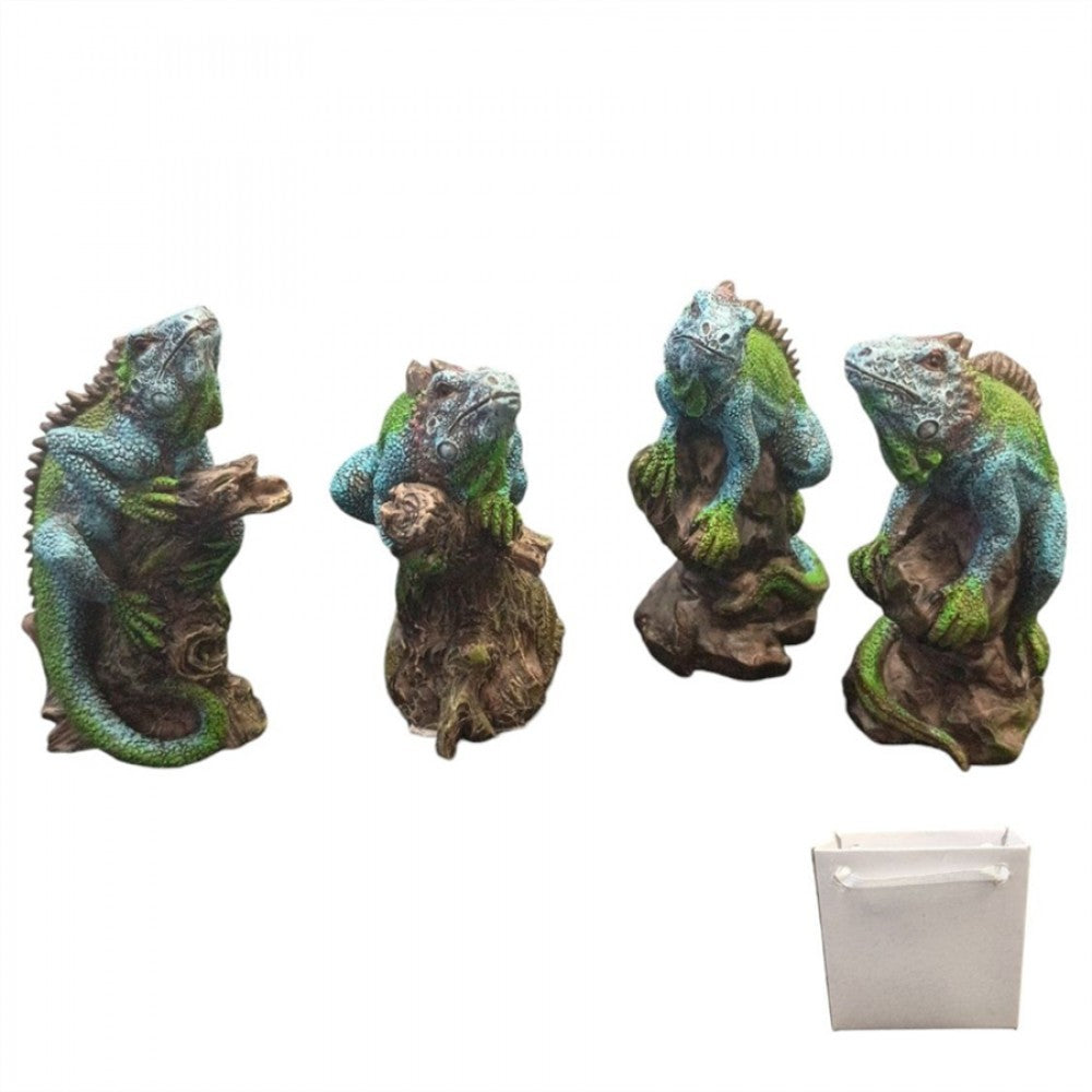 4/A Resin Miniature Iguana with Paper Bag PMN002