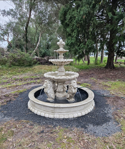 Lion Fountains