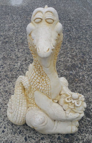 Lilly Crocodile Concrete