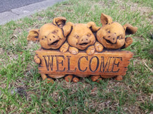 Welcome pigs