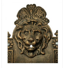 Hanging Lion Wall Fountain