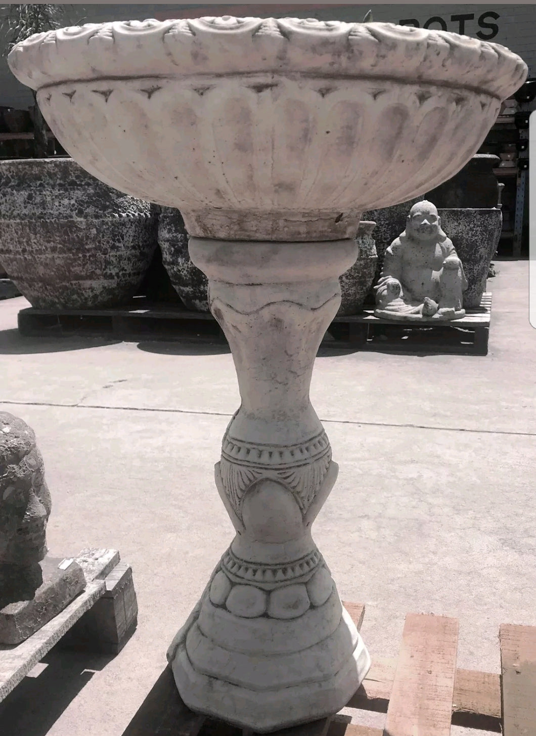 Antique Bird Bath Grey Concrete