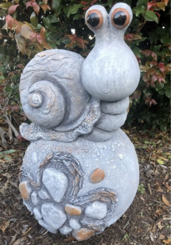 51cm Snail on Ball Fiberglass