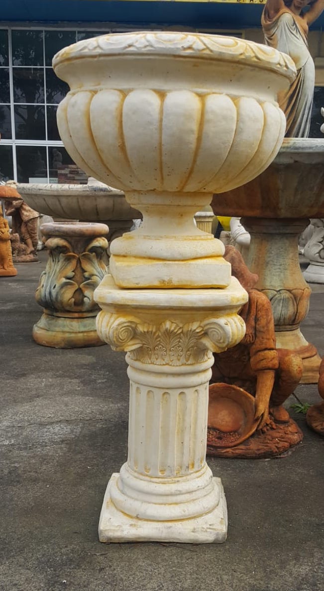 Davy Urn / Corinthian  Pedestal