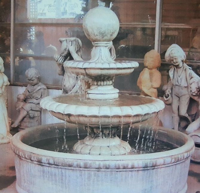 2 Tier Anniversary Spherical Ball Fountain With Surrounding Pond