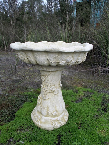 Waratah Bird Bath