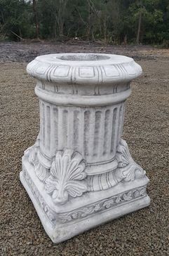 Short Thai Pedestal