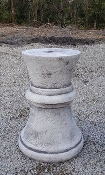 Medium Hampton Column