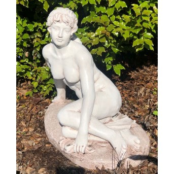 Naked Lady on Base (55cm)