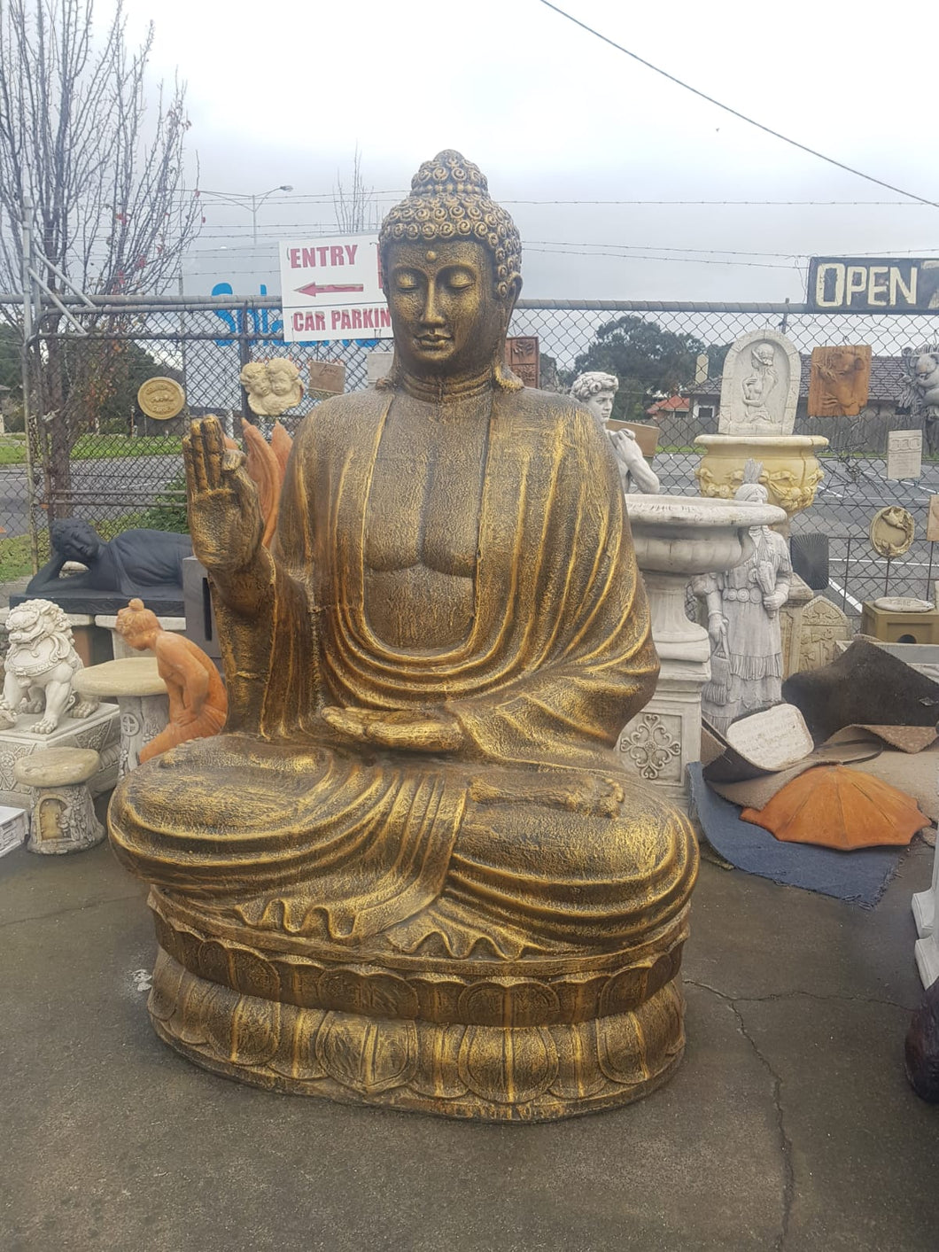 Sitting Buddha 2m