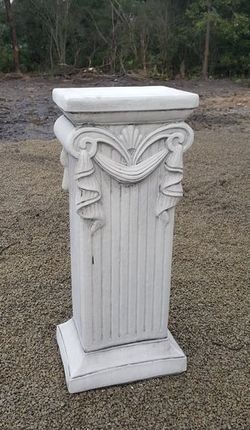 Tall Rectangular Pedestal